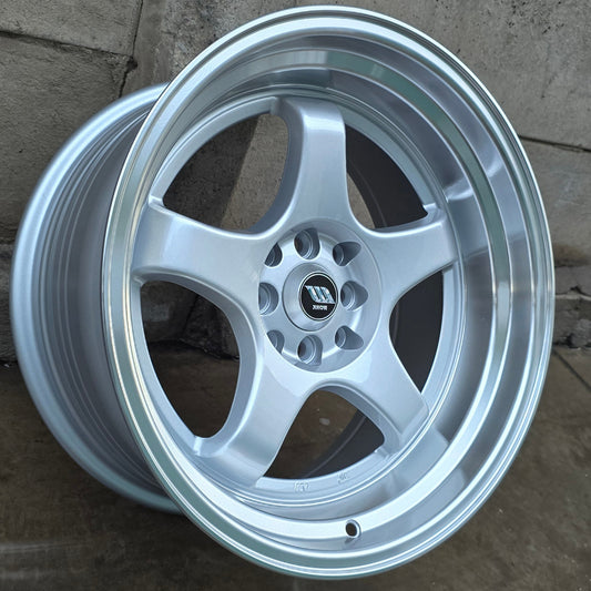 SET DE LLANTAS WORK MEISTER  COLOR Plateado Aro Cromado. Aro 17- 4x100, 4x114 (X021)