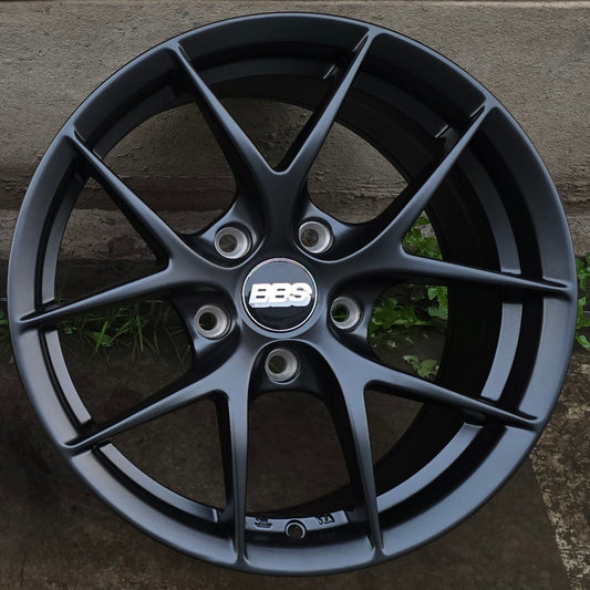SET DE LLANTAS BBS FIR. Aro 16 - 5x114. Color Negra. (ZR849D)