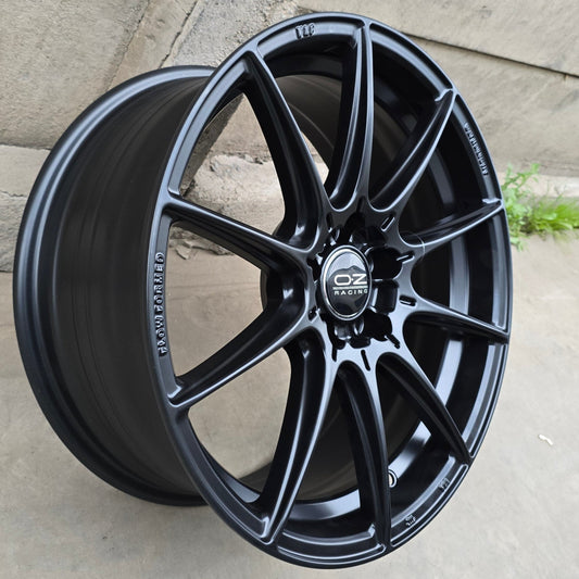 SET DE LLANTAS OZ HYPER GT COLOR Negro. Aro 17- 5x100 (VLF02)