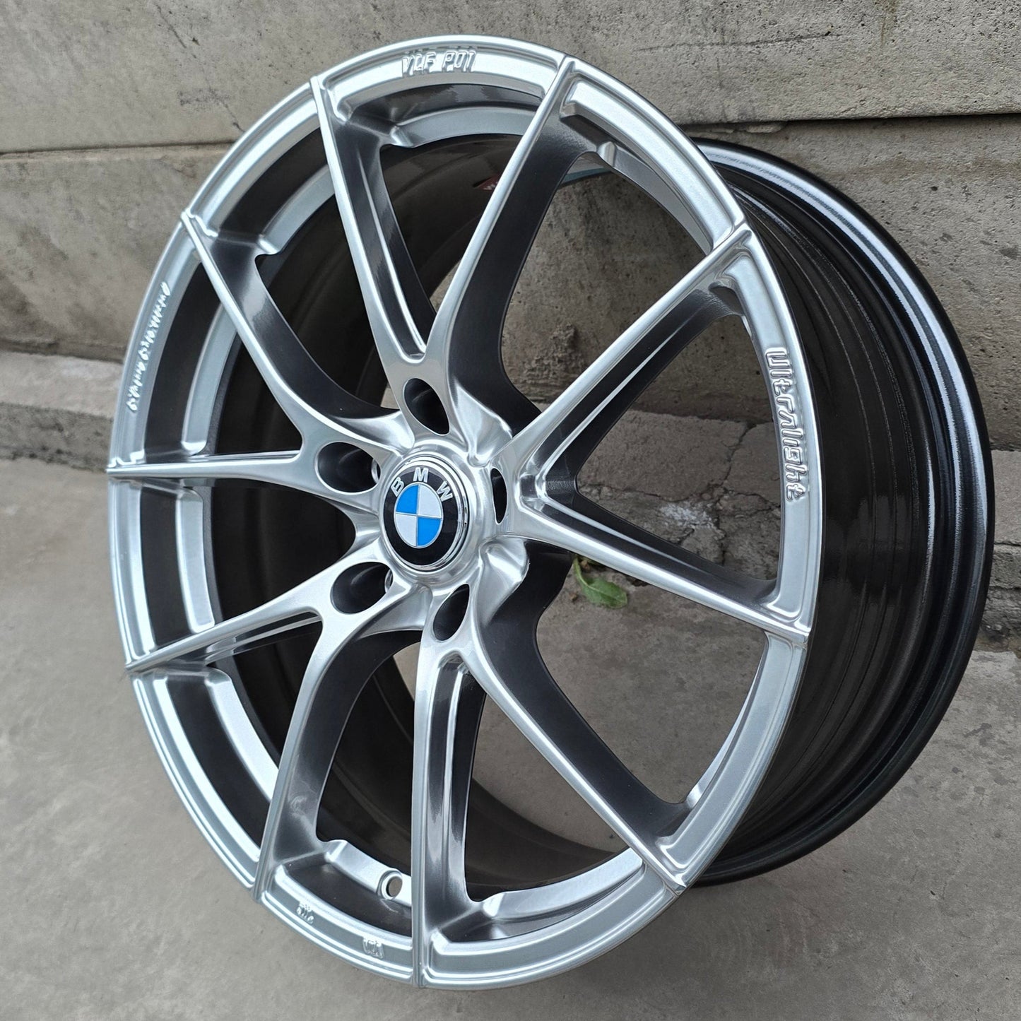 SET DE LLANTAS BMW COLOR Grafito Metalizado. Aro 18 - 5x120 (VLF-P01)