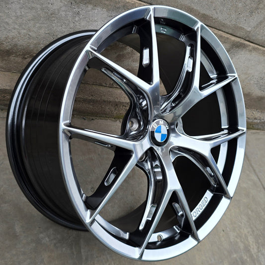 SET DE LLANTAS BMW. Aro 18 - 5x120. Color Grafito Metalizado. (G599)