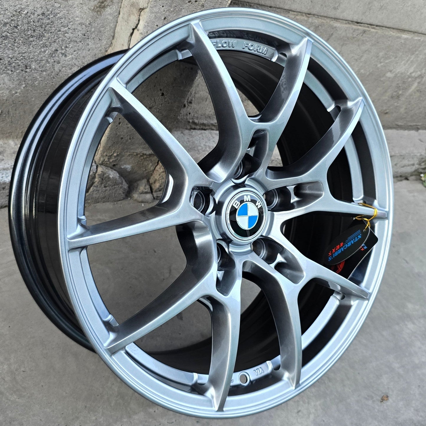 SET DE LLANTAS BMW. Aro 17 - 5x120. Color Grafito Metalizado. (510)