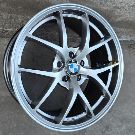 SET DE LLANTAS BMW. Aro 17 - 5x120. Color Grafito Metalizado. (507)