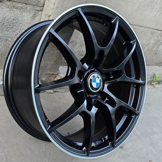 SET DE LLANTAS BMW. Aro 17 - 5x120. Color Cromado Fondo Negro. (510)