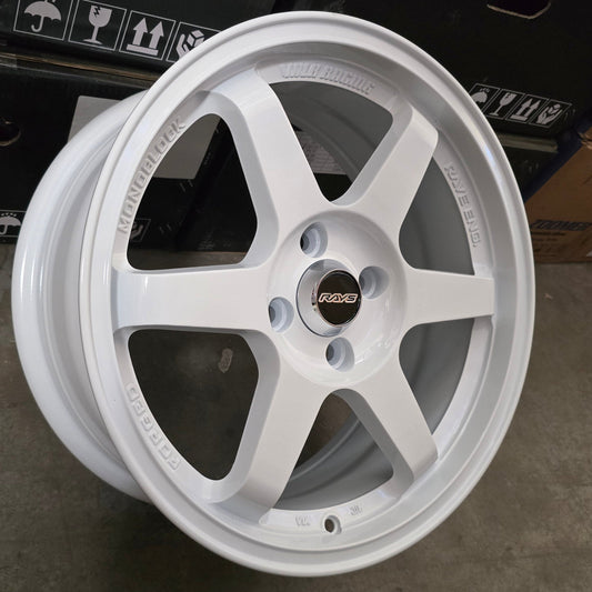 SET DE LLANTAS VOLK TE37. Aro 16 - 4x100. Color Blanco. (JT058)