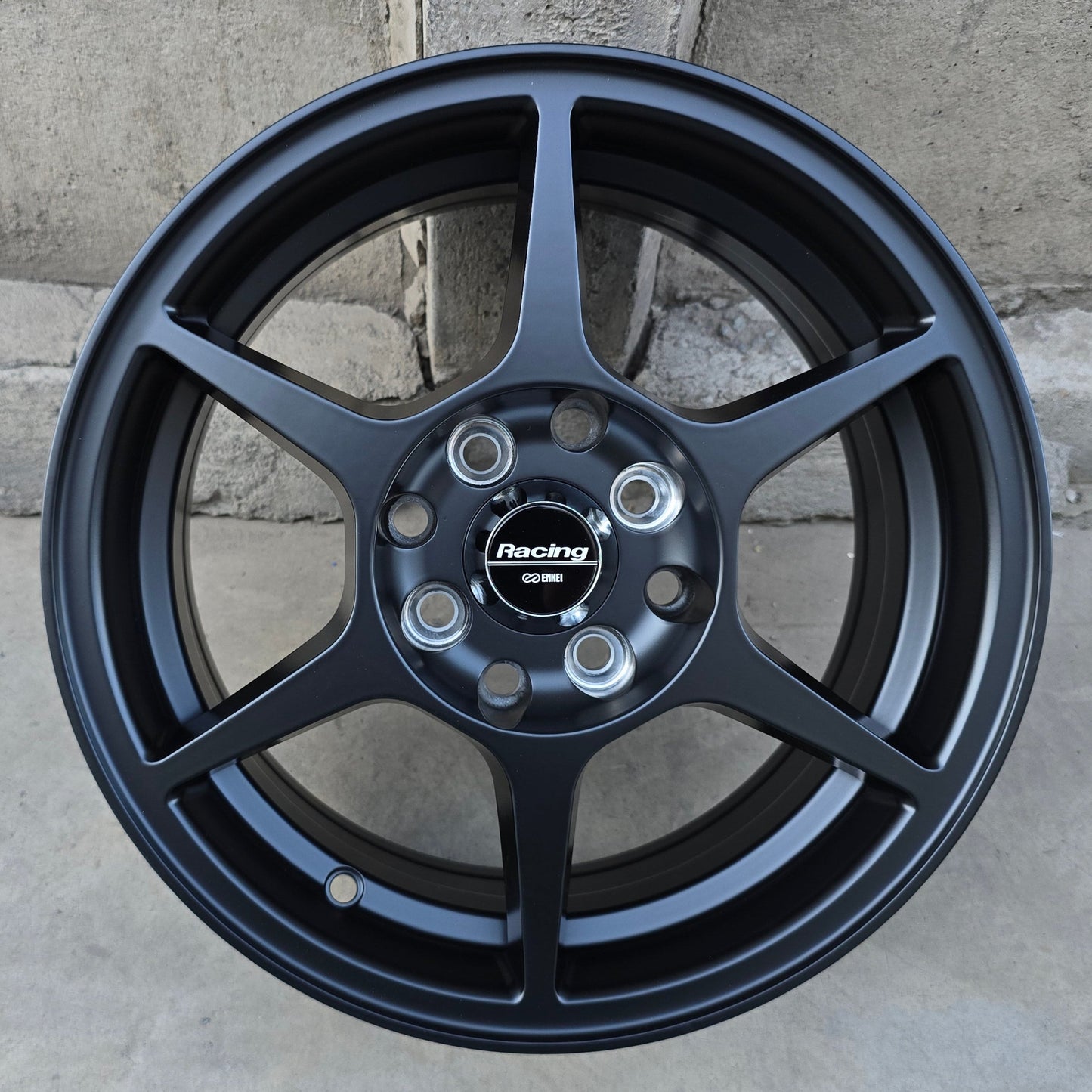 SET DE LLANTAS P1. Aro 14 - 4x100, 4x114. Doble Apernadura. Color Negro Mate (P1)