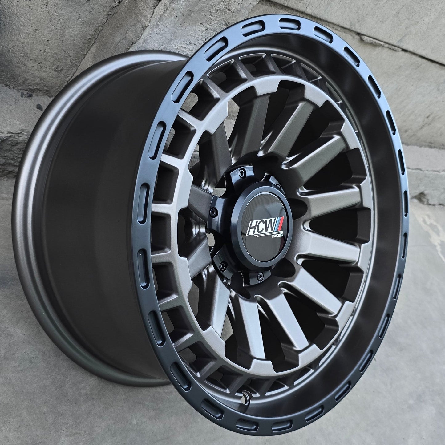 SET DE LLANTAS CODIGO. Aro 16 - 6x139. Color Bronce con Negro (16N0269A).