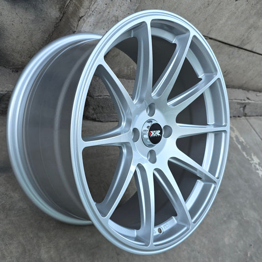 SET DE LLANTAS XXR 527. Aro 17 - 4x100. Color Plateado (17d616a).