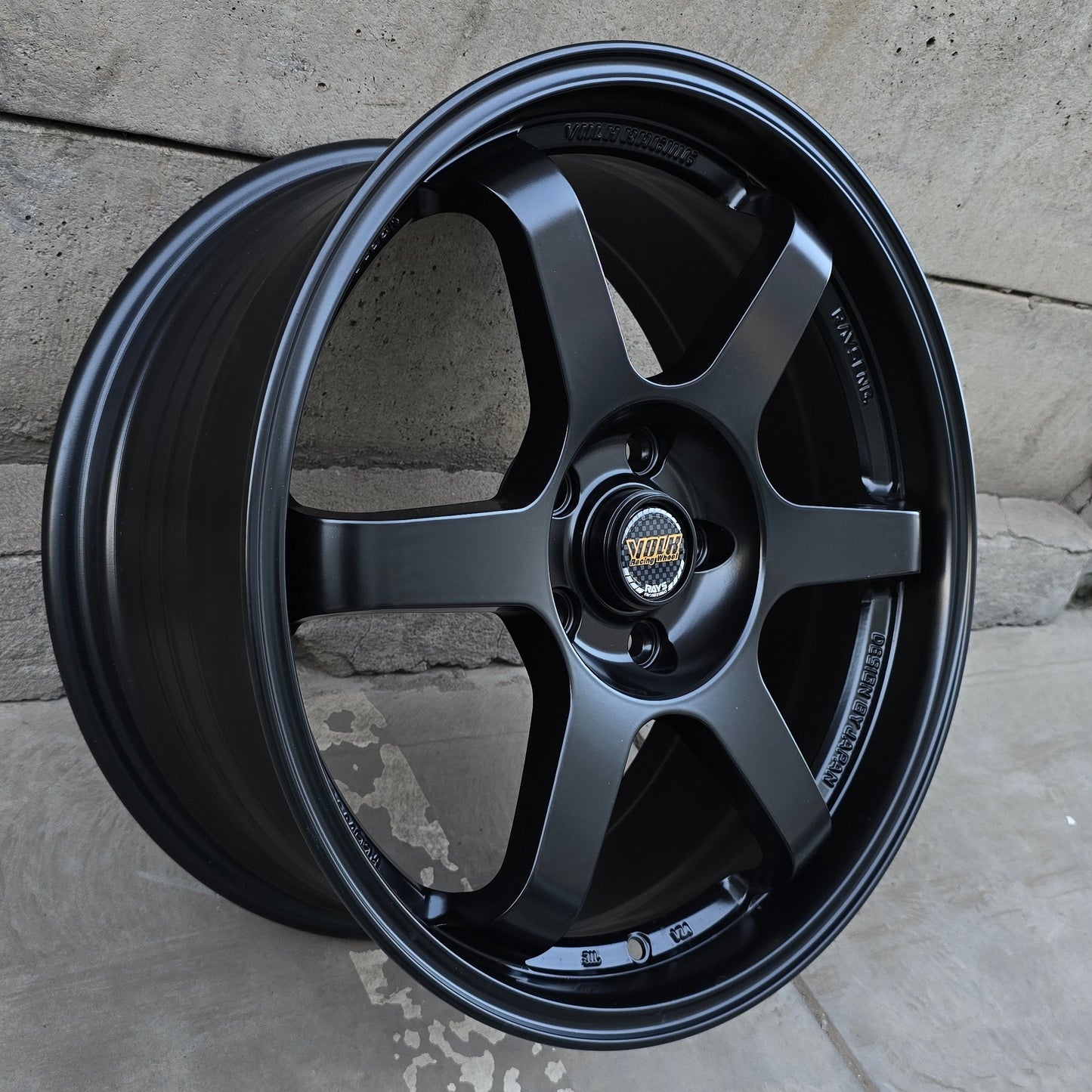 SET DE LLANTAS VOLK TE37. Aro 18 - 5x112. Color Negro. (VLF08)