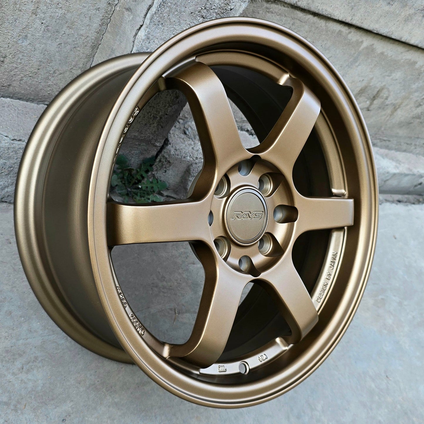 SET DE LLANTAS VOLK RACING TE37. Aro 15 - 4x100, 4x114. Doble Apernadura. Color Bronce. (ZEN TE37)