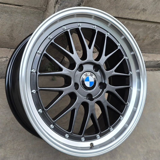 SET DE LLANTAS BMW*. Aro 19 - 5x120. Color Grafito Aro Cromado. (3100)