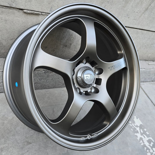 SET DE LLANTAS MOTEGI ORIGINAL. Aro 17 - 5x114 . Color Bronce. (MR13178012640)