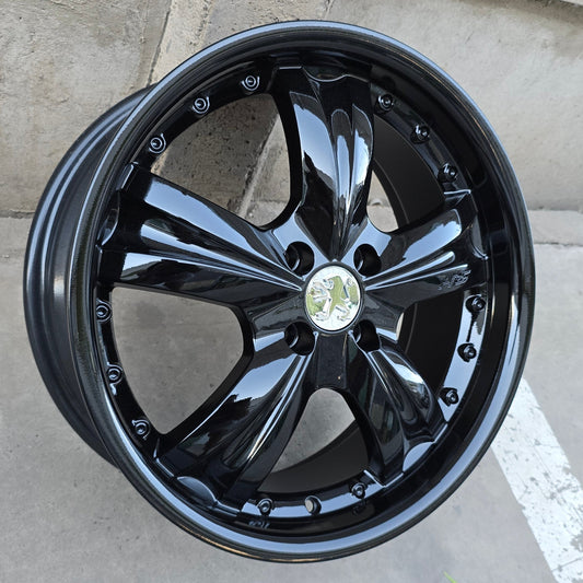 SET DE LLANTAS PEUGEOT. Aro 17 - 4x108. Color Negro Brillante. (h302)