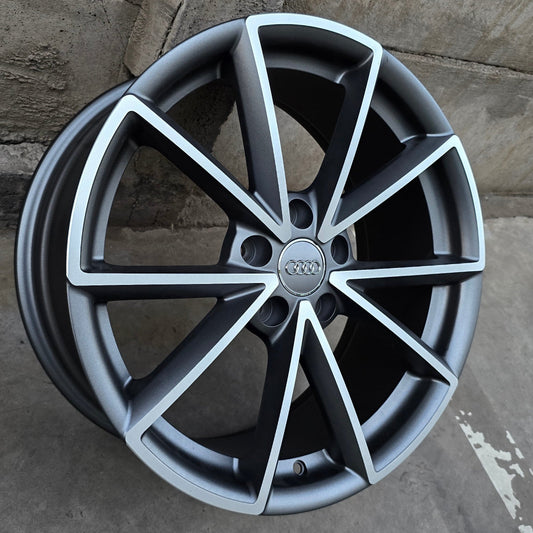 SET DE LLANTAS AUDI. Aro 18 - 5x112. Color Cromado Fondo Grafito. (654)