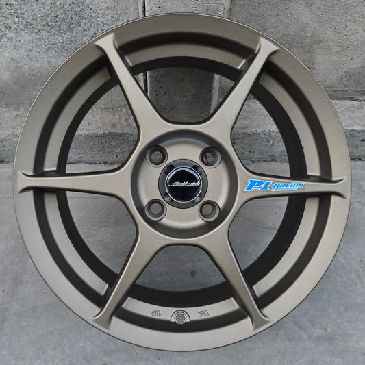 SET DE 4 LLANTAS P1. Aro 15 - 4x100. Color Bronce. (FF68)