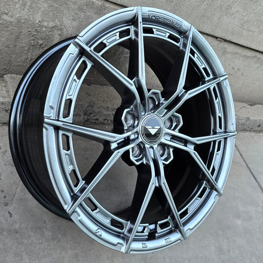 SET DE 4 LLANTAS VORSTEINER. Aro 17 - 5x108. Color Grafito Metalizado. (FF52)