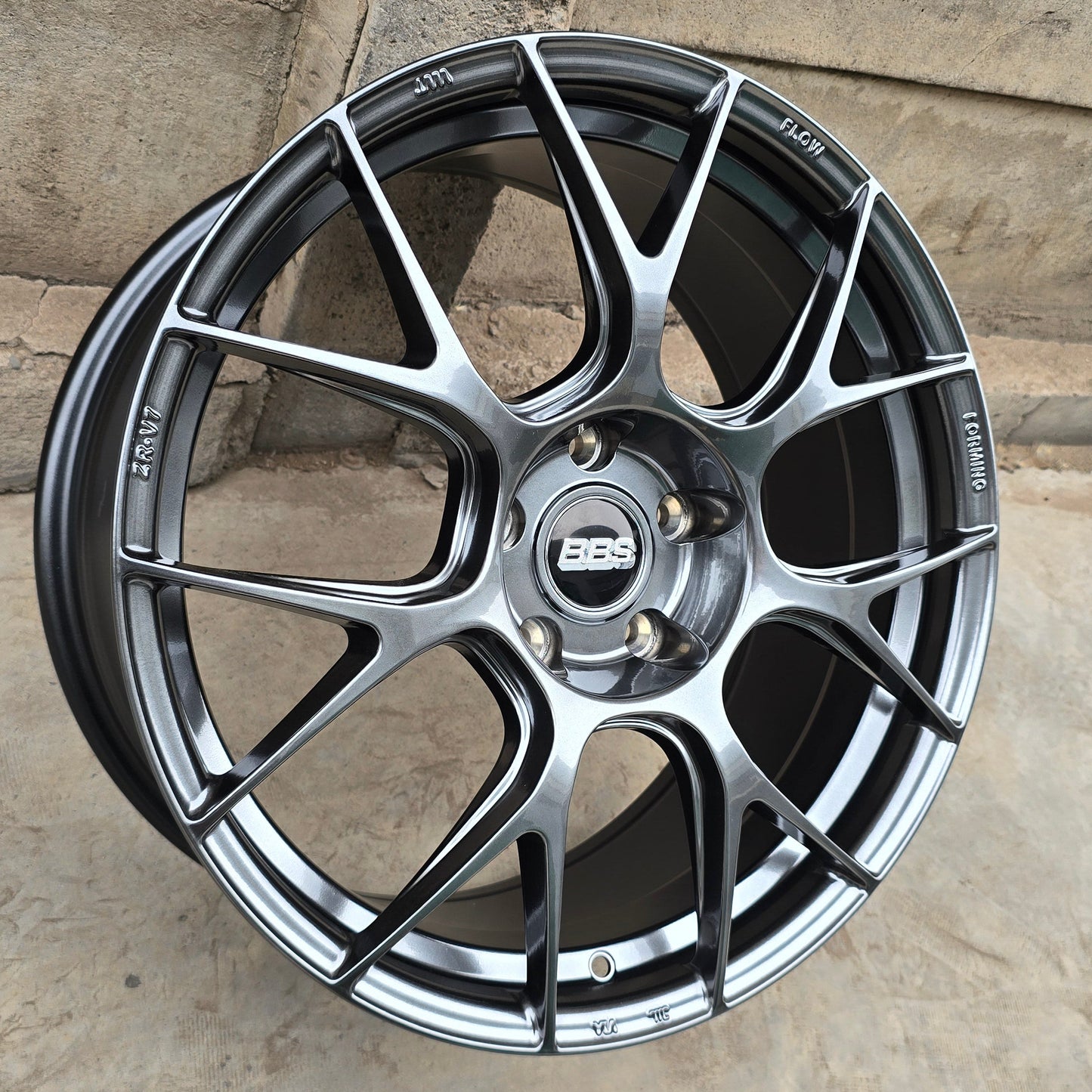 SET DE 4 LLANTAS BBS REV7 * COLOR Grafito Metalizado. Aro 18- 5x114 (ZR-V7)