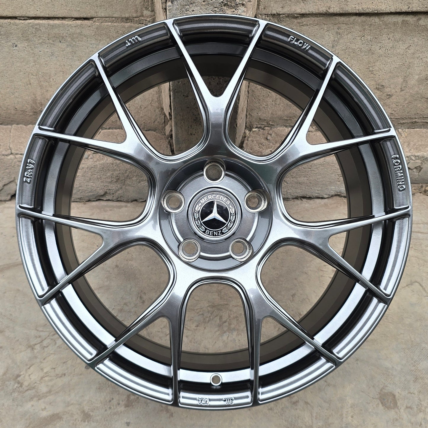 SET DE 4 LLANTAS MERCEDES * COLOR Grafito Metalizado. Aro 18- 5x112 (ZR-V7)