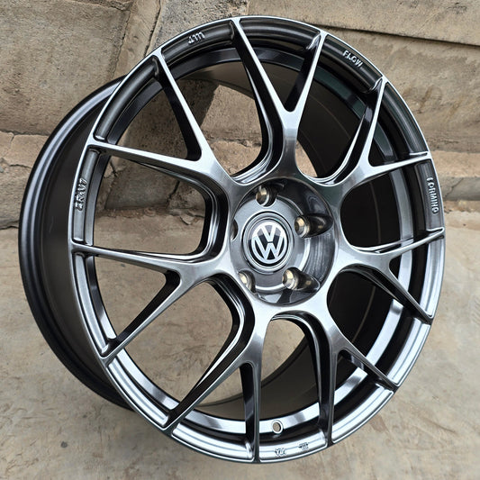 SET DE 4 LLANTAS VOLKSWAGEN * COLOR Grafito Metalizado. Aro 18 - 5x112 (ZR-V7)