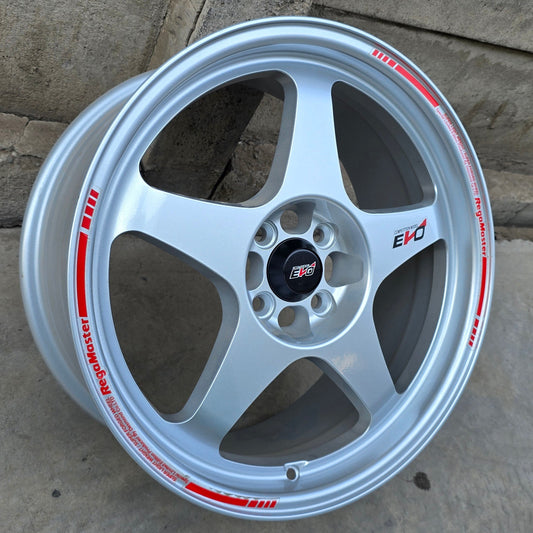 SET DE 4 LLANTAS EVO REGAMASTER. Aro 17 - 4x100. Color Plateado. (Evo Spoon )