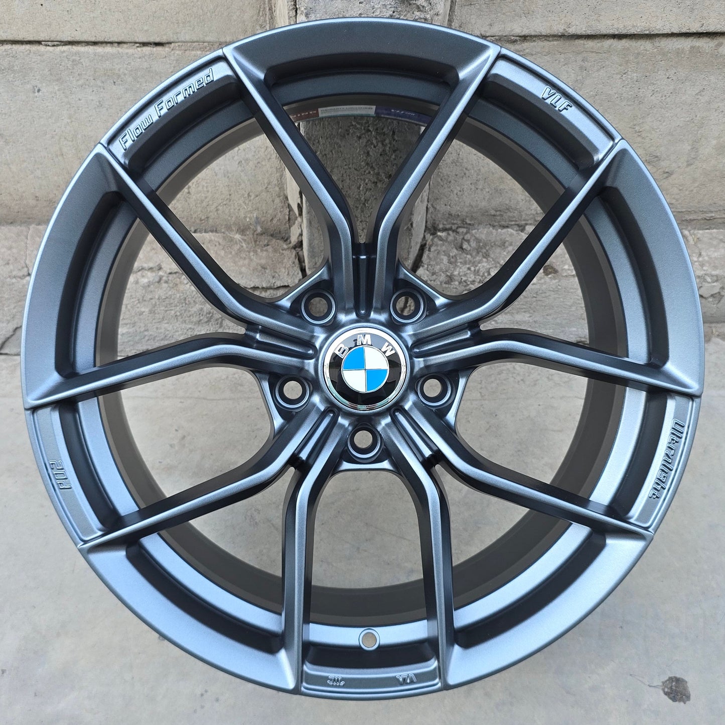 SET DE 4 LLANTAS BMW COLOR Grafito. Aro 18 - 5x120 (VLF-P02)