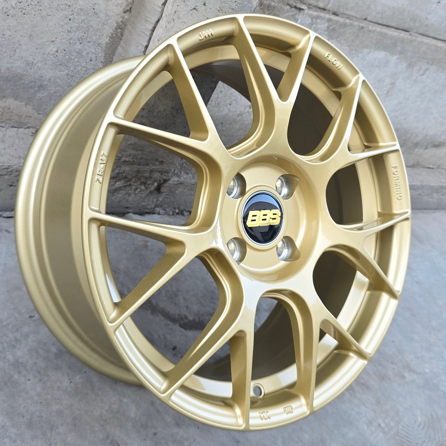 SET DE 4 LLANTAS BBS REV7. Aro 16 - 4x100. Color Dorado. (ZR-V7)