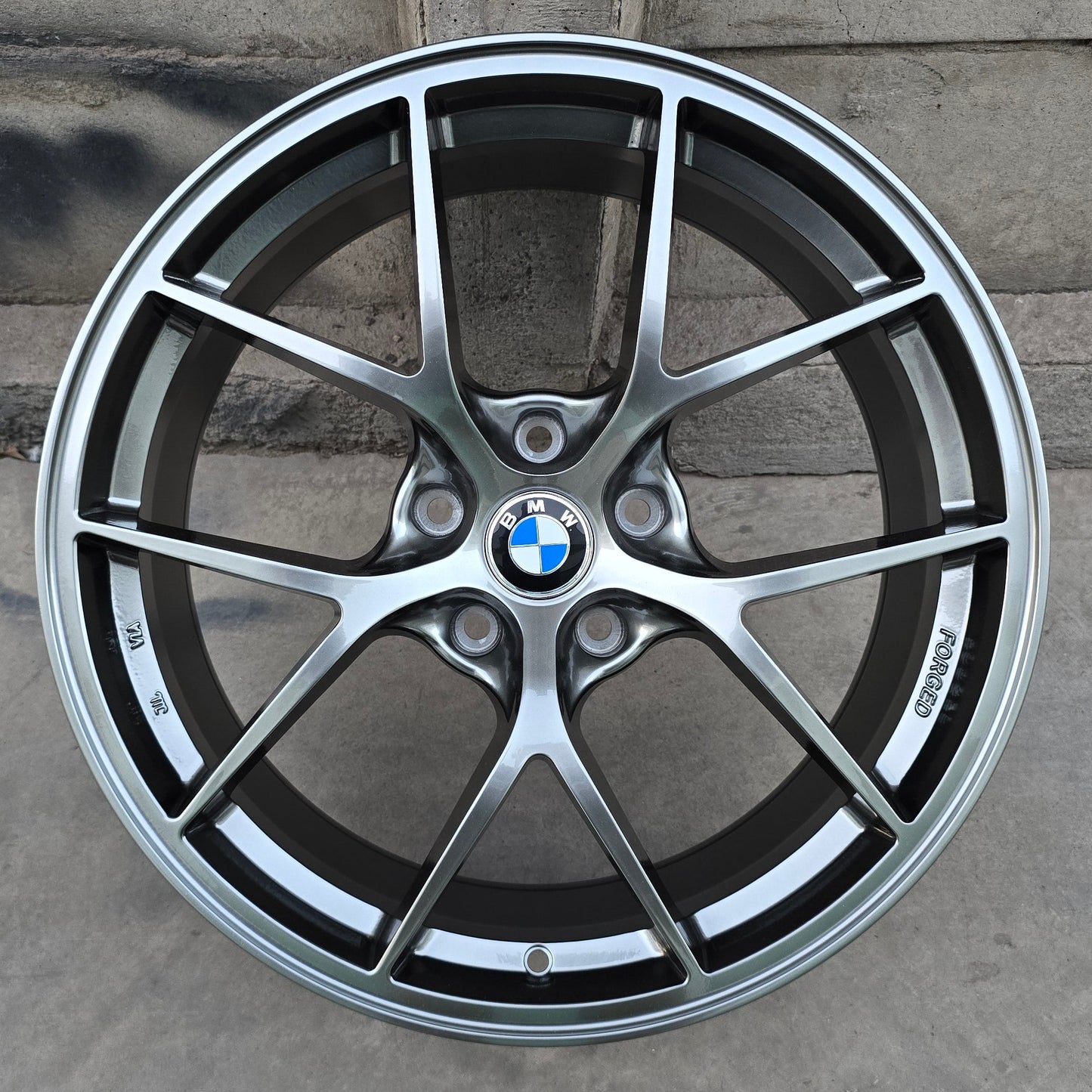 SET DE 4 LLANTAS BMW * COLOR Grafito Metalizado. Aro 19 - 5x112 (A282)