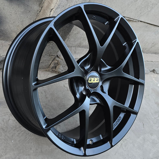 SET DE 4 LLANTAS BBS FIR. Aro 17 - 4x100. Color Negro Mate. (3221)