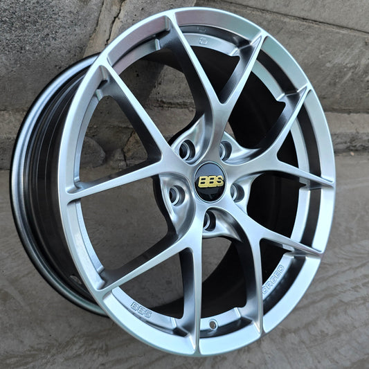 SET DE 4 LLANTAS BBS FIR. Aro 16 - 5x108. Color Grafito Metalizado. (507)