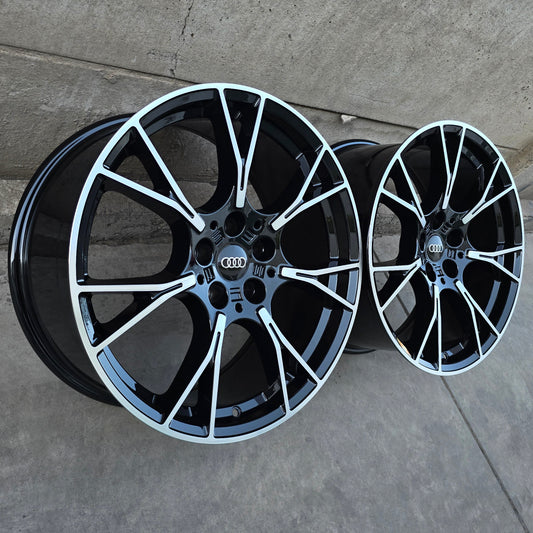 SET DE 4 LLANTAS AUDI ASIMÉTRICAS *. COLOR Cromado Fondo Negro. Aro 19 - 5x112. (770)