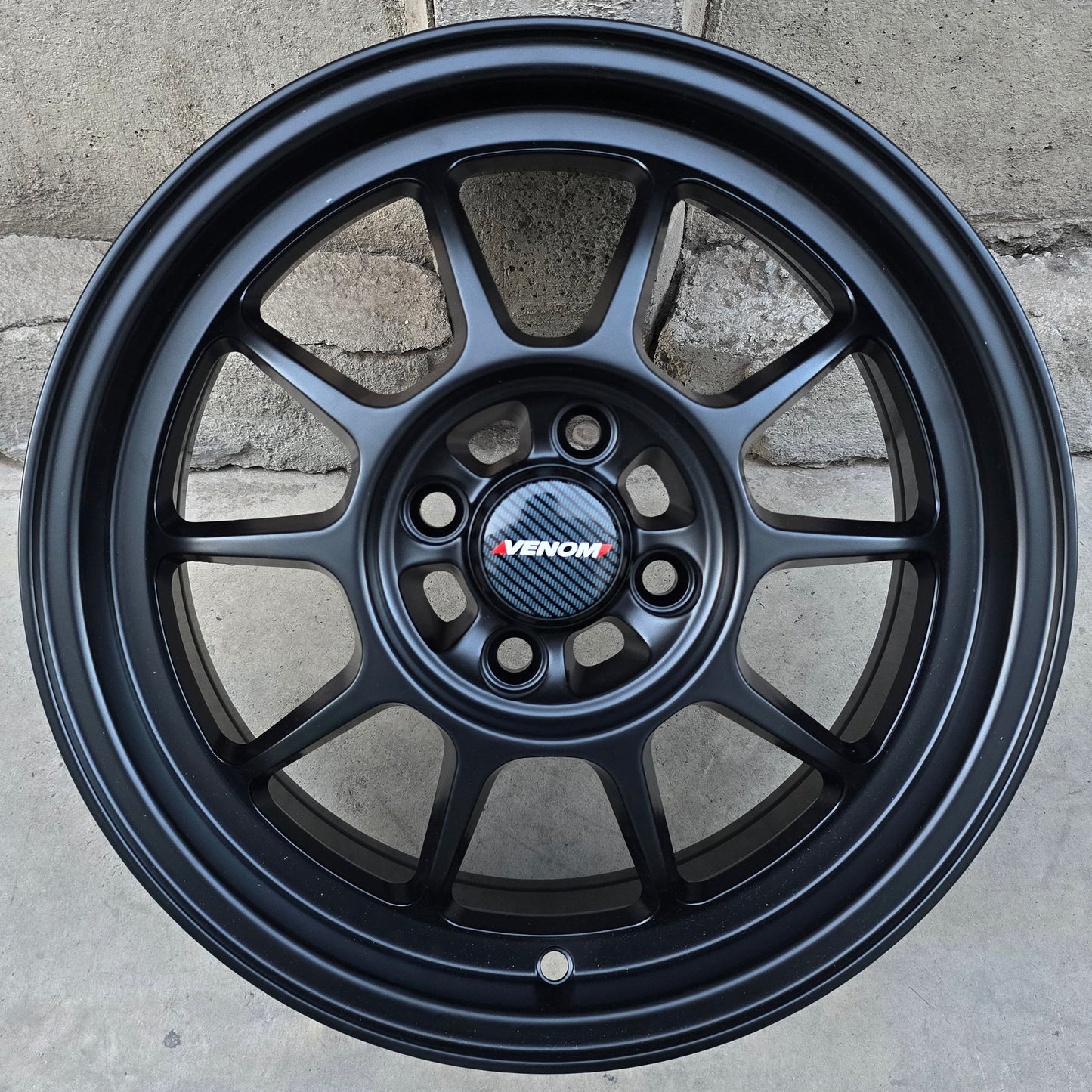 SET DE 4 LLANTAS MODELO VN0. Aro 15-4x100 .Color Negro Mate .(VNZERO).