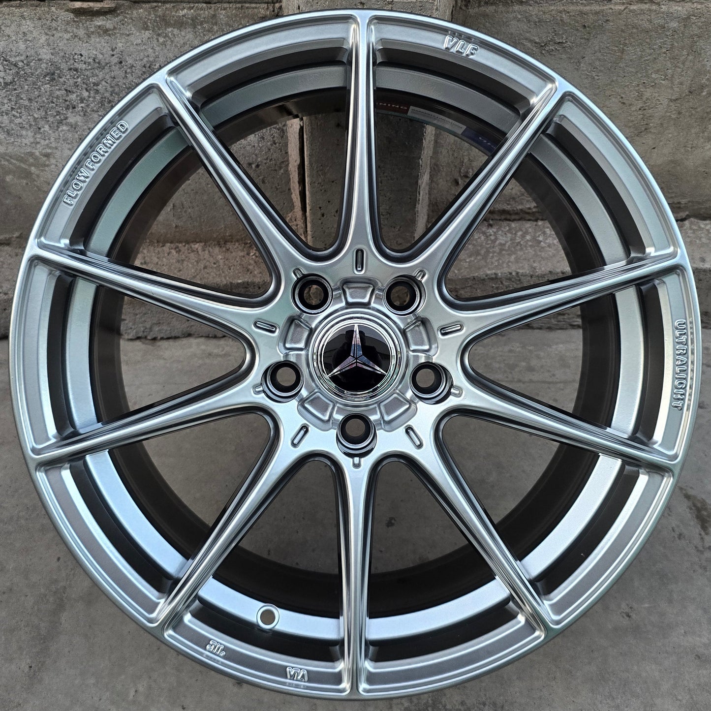 SET DE 4 LLANTAS MERCEDES * COLOR Grafito Metalizado. Aro 17- 5x112 (VLF02)