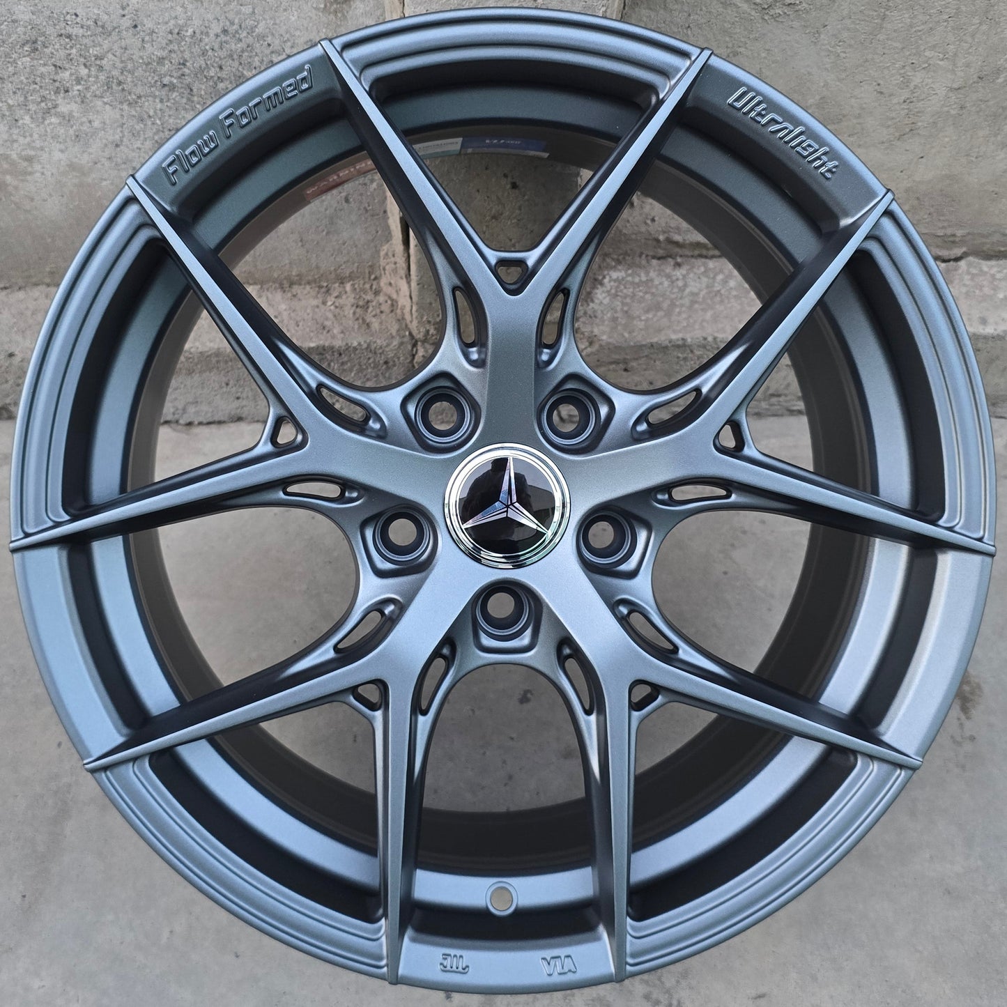 SET DE 4 LLANTAS MERCEDES *. COLOR Grafito. Aro 17- 5x112 (VLF20)