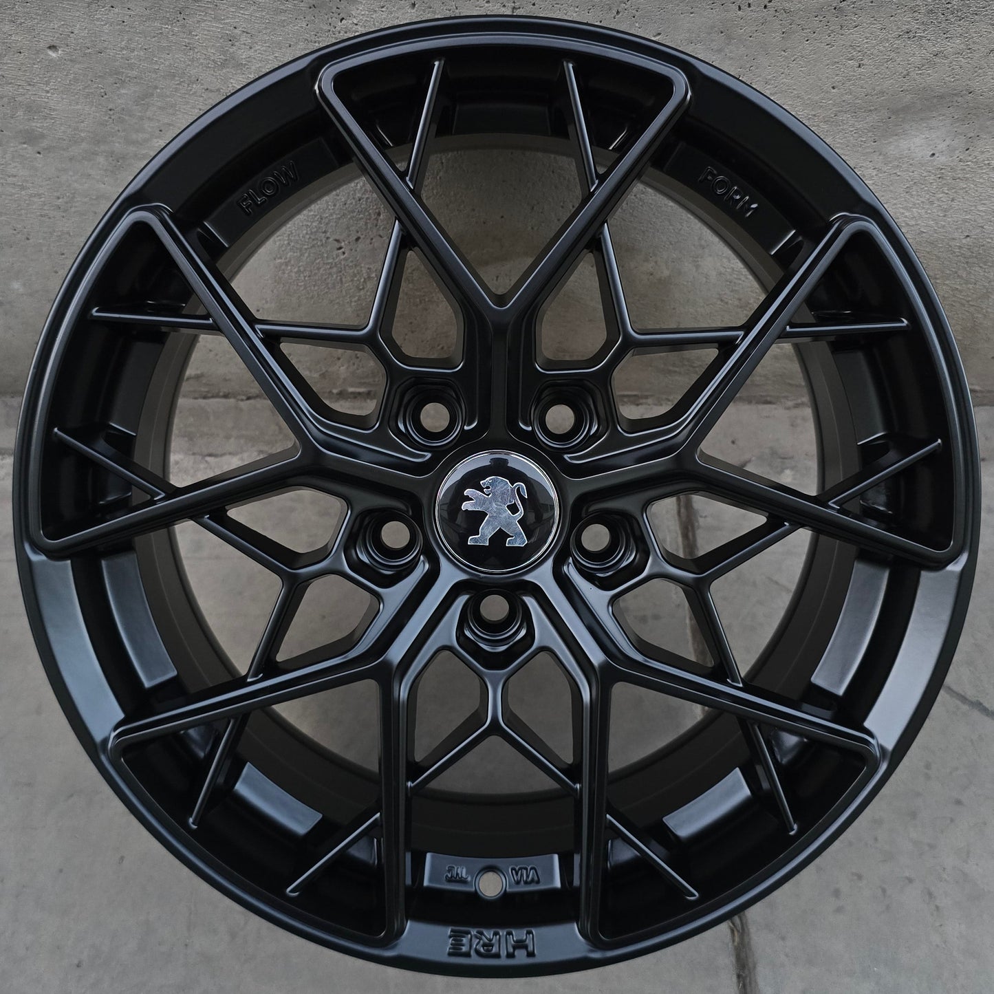 SET DE 4 LLANTAS PEUGEOT *. Aro 16 - 5x108. Color Negro Mate. (DX552)