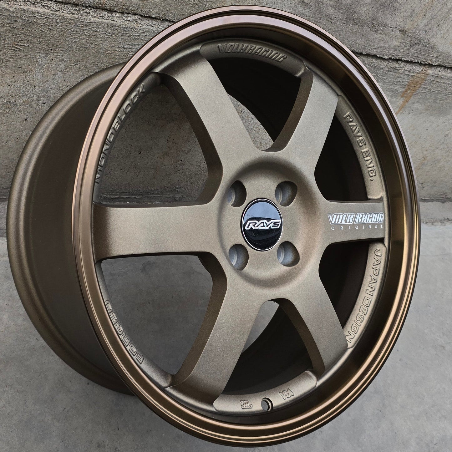 SET DE 4 LLANTAS VOLK TE37 COLOR Bronce. Aro 17- 4x100 (558)