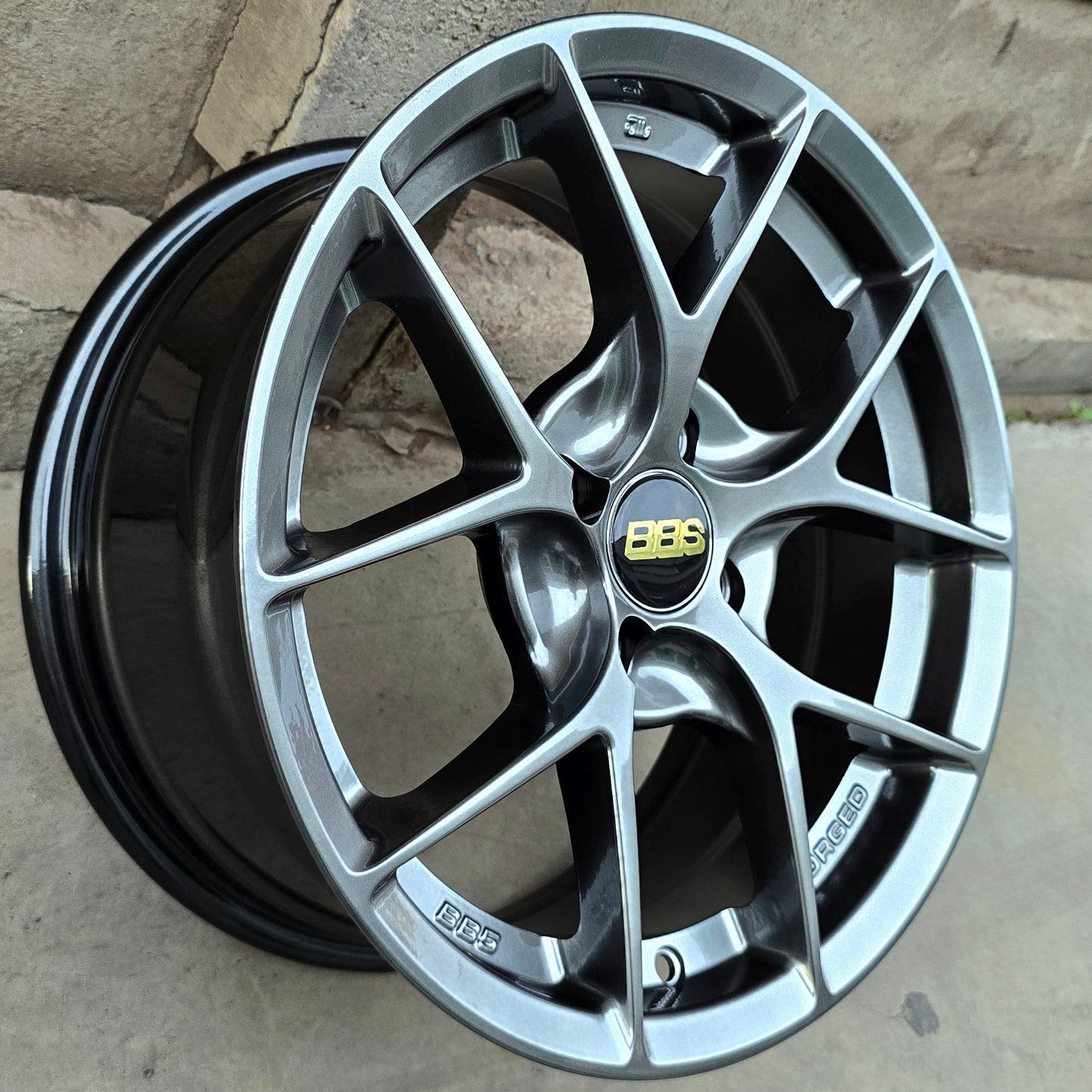 SET DE 4 LLANTAS BBS FIR COLOR Grafito Metalizado. Aro 15- 4x100 (DX221)