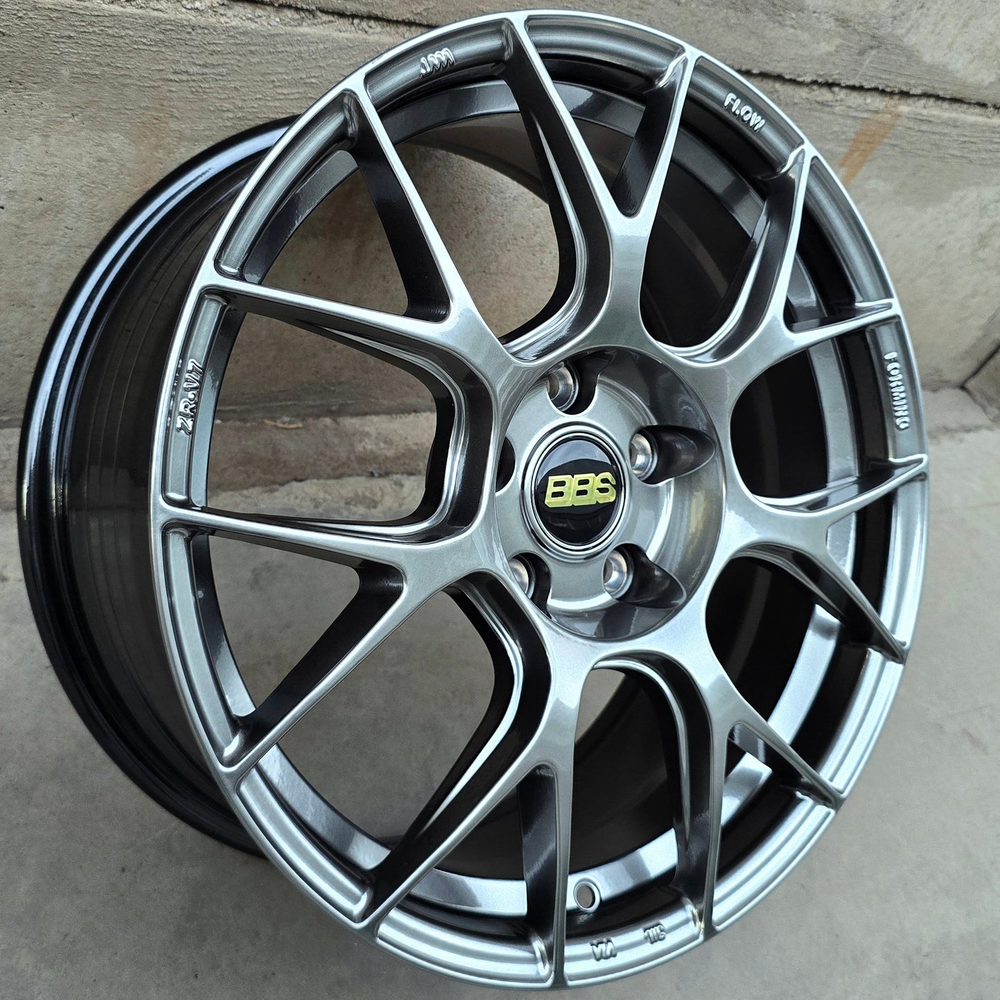 SET DE 4 LLANTAS BBS REV7 * COLOR Grafito Metalizado. Aro 17- 5x112 (ZR-V7)
