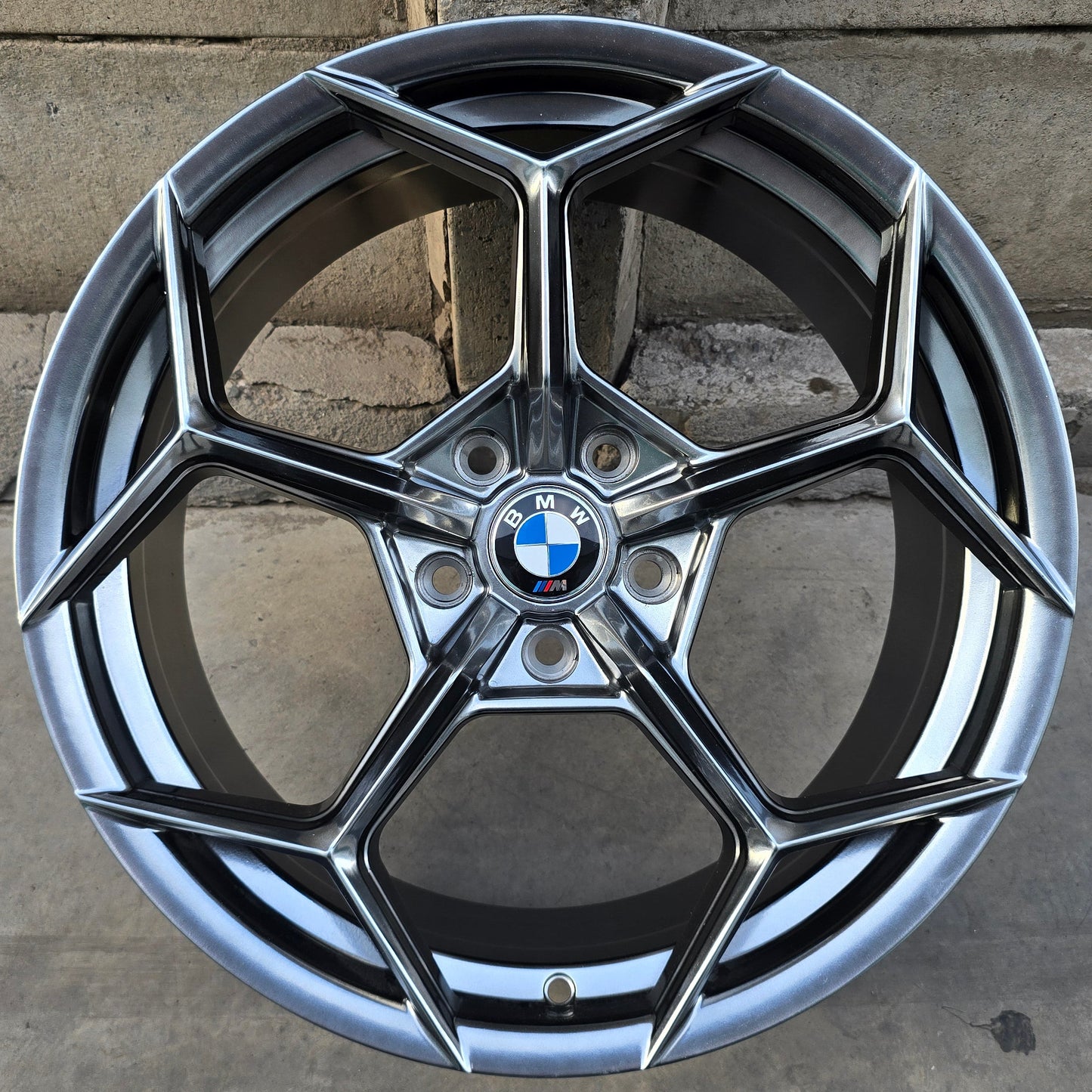 SET DE 4 LLANTAS BMW * COLOR Grafito Metalizado. Aro 18 - 5x112 (3779)