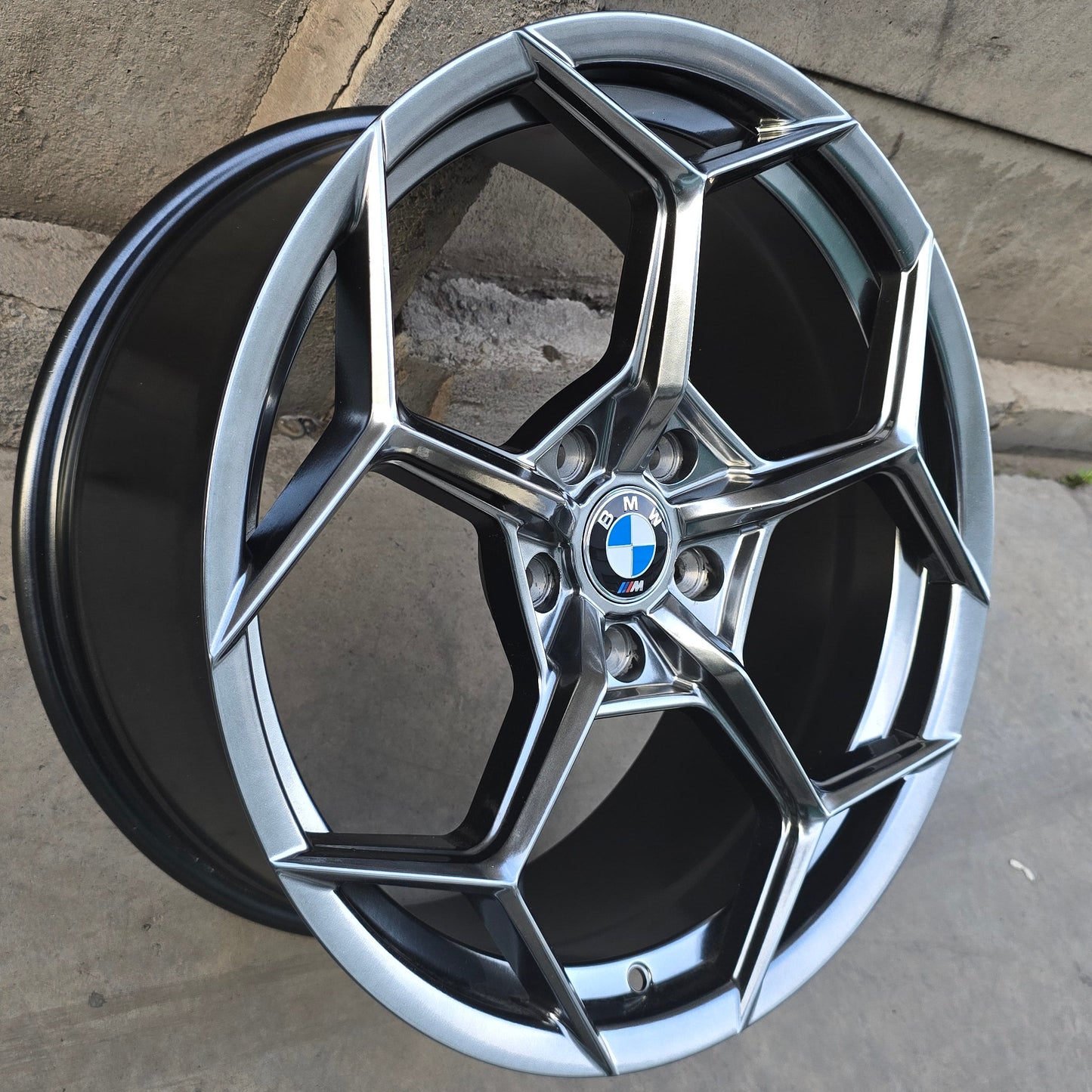 SET DE 4 LLANTAS BMW * COLOR Grafito Metalizado. Aro 18 - 5x112 (3779)