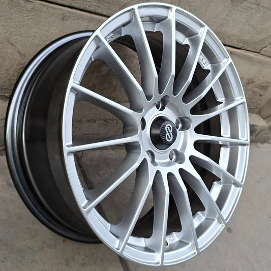 SET DE 4 LLANTAS ENKEI. Aro 17 - 5x114. Color Plateado. (ZR007F)