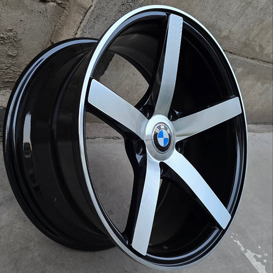 SET DE 4 LLANTAS BMW *. Aro 17 - 5x120. Color Cromado Fondo Negro. (17S5080Z)