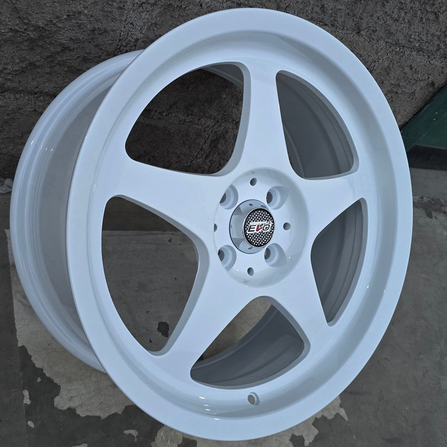 SET DE 4 LLANTAS EVO REGAMASTER. Aro 17 - 4x100. Color Blanco. (TD121)