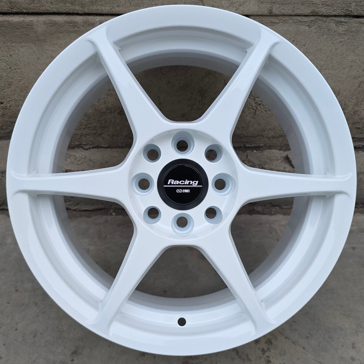 SET DE 4 LLANTAS P1. Aro 15-4x100, 4x108. Color Blanco. (P1)