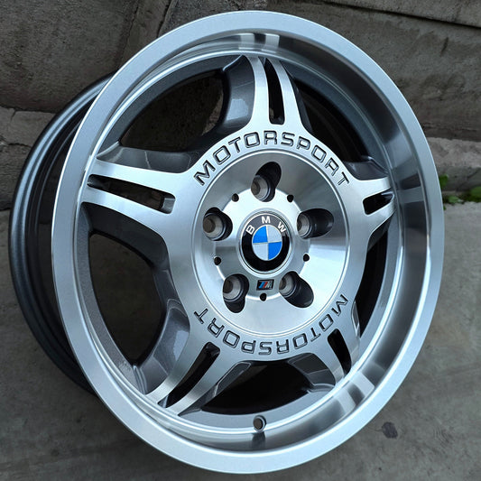 SET DE 4 LLANTAS BMW MOTOSPORT. COLOR Plateado. Aro 17- 5x120 (713)