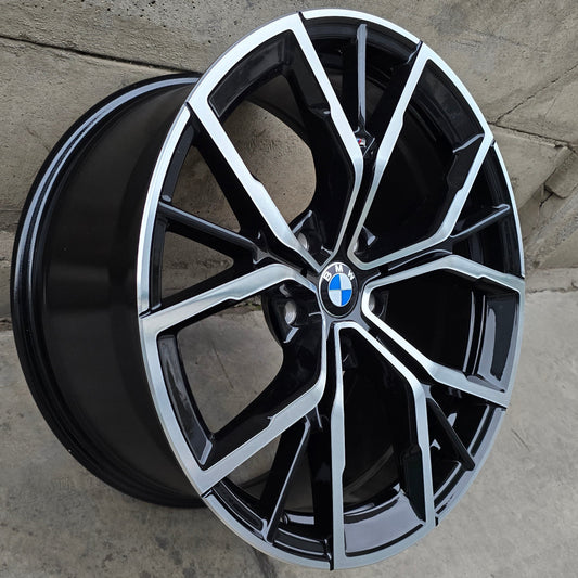 SET DE 4 LLANTAS BMW   . Aro 19 - 5x120. Color Cromado Fondo Negro. (H3010F)