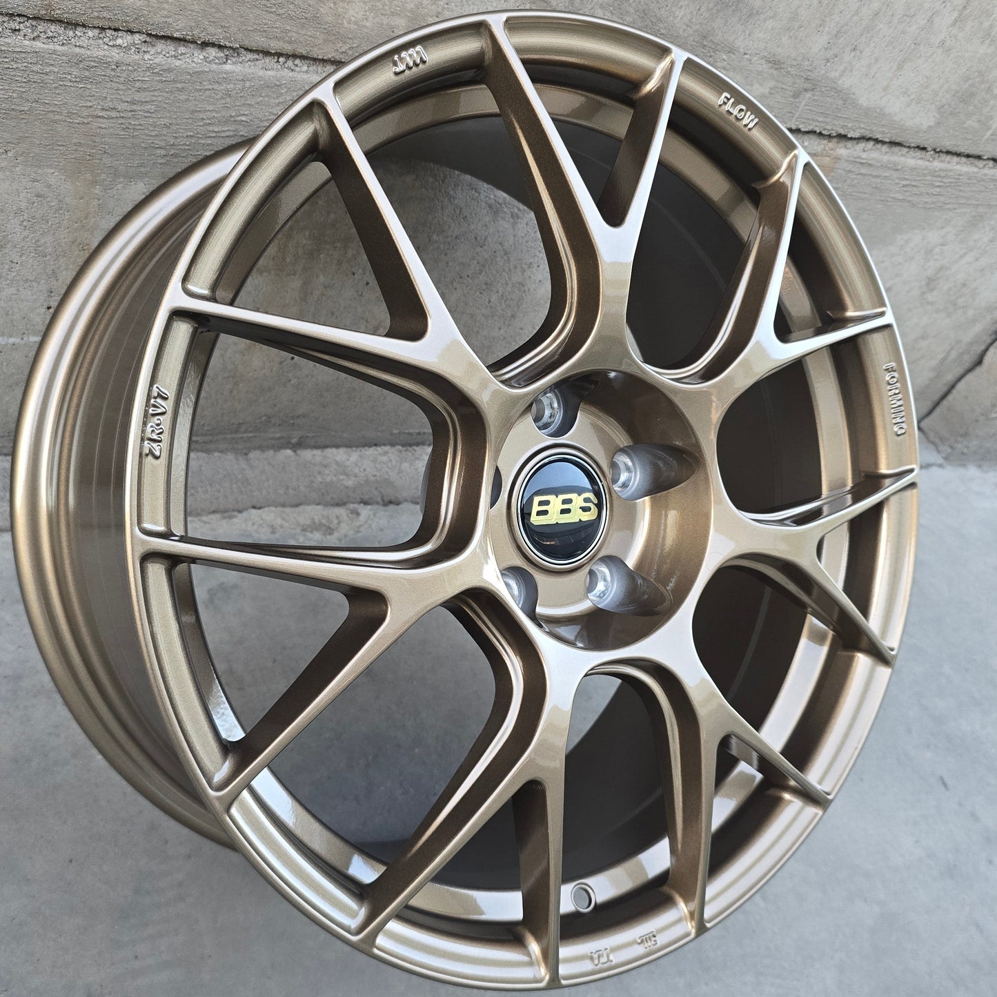 SET DE 4 LLANTAS BBS * COLOR Bronce. Aro 18- 5x112 (ZR-V7)