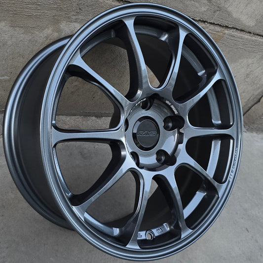SET DE 4 LLANTAS RAYS ZE40. Aro 16 - 5x114. Color Grafito. (FF13)