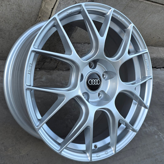 SET DE 4 LLANTAS AUDI *. Aro 17 - 5x112. Color Plateado. (ZR-V7)
