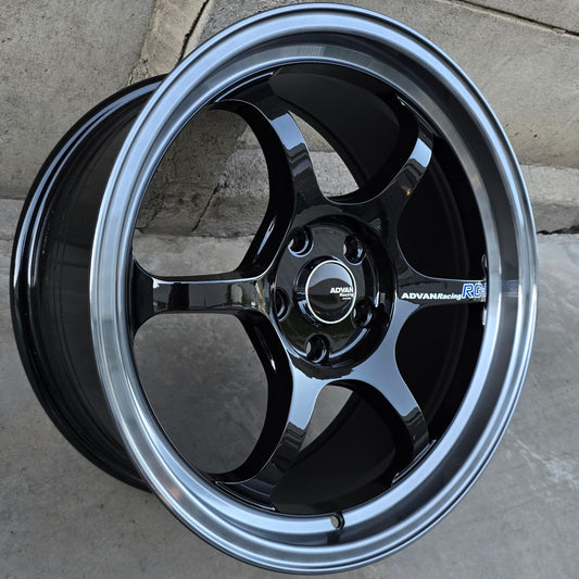 SET DE 4 LLANTAS ADVAN RACING RGD2 COLOR Negro Aro Grafito. Aro 18 - 5x114 (RGW012FF)