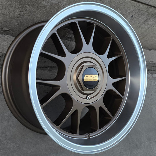 SET DE 4 LLANTAS BBS. Aro 15 - 4x100, 4x114. Doble Apernadura. Color Bronce. (RGW6612)